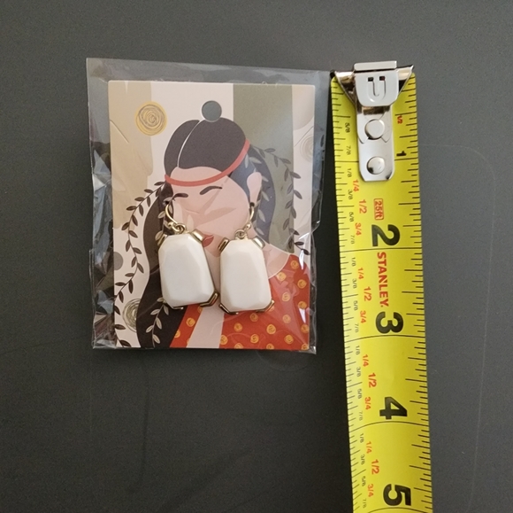 White Multi-Faceted Stone Earrings - Picture 5 of 6